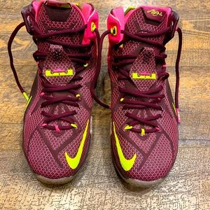 Nike Lebron XII 12 Double Helix Basketball Shoes Men Sz 8 2015